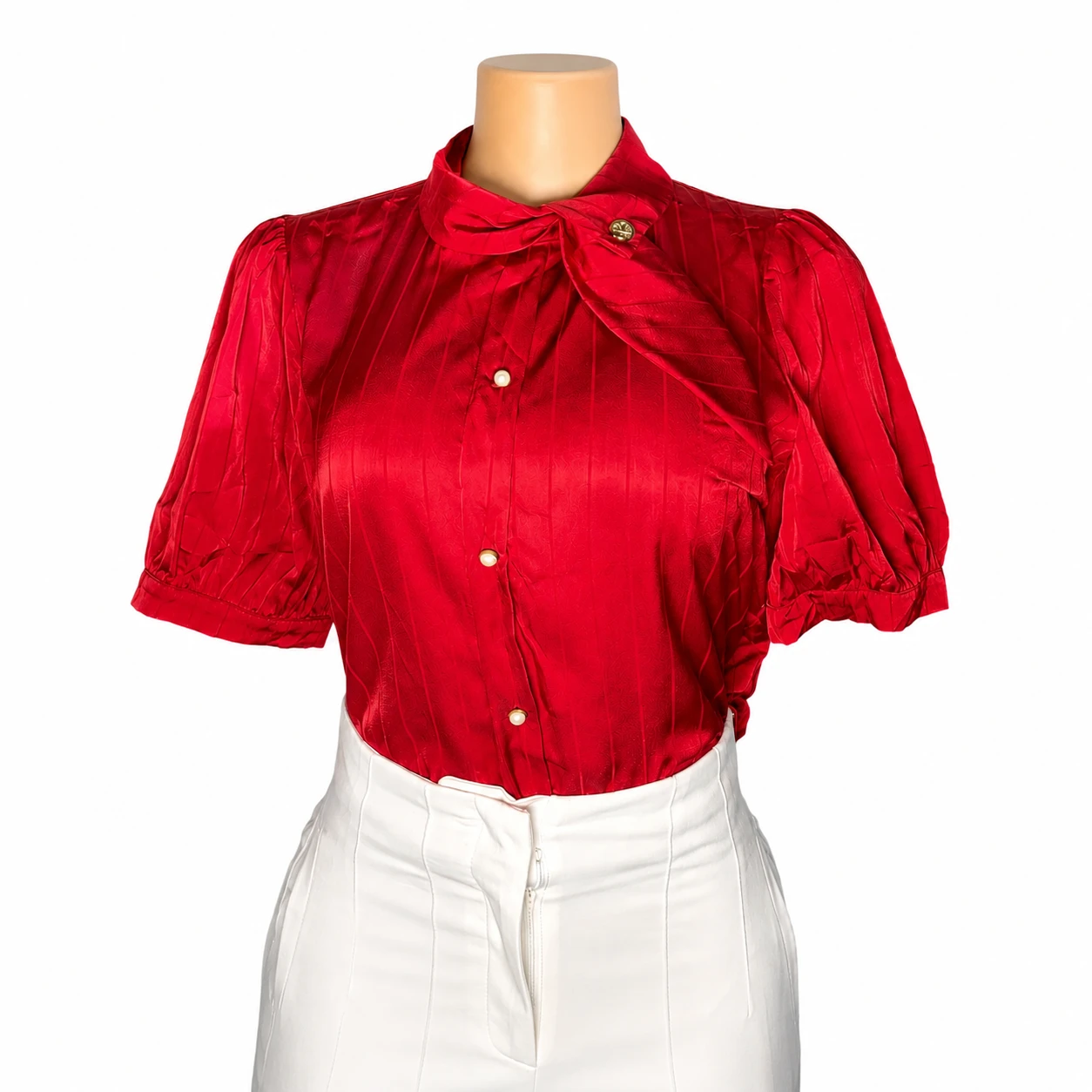 Blusa Feminina Vermelha Acetinada com Laço no Pescoço e Mangas Bufantes