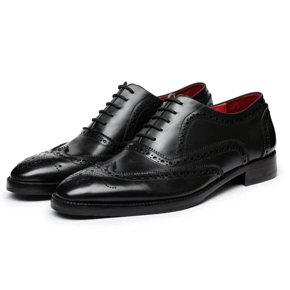 Sapato Social Masculino Wingtip em Couro Premium Preto – Elegância e Conforto Executivo