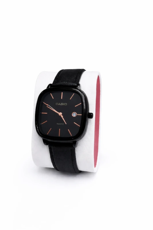 Relógio Casio Masculino Elegante Preto com Detalhes Dourados