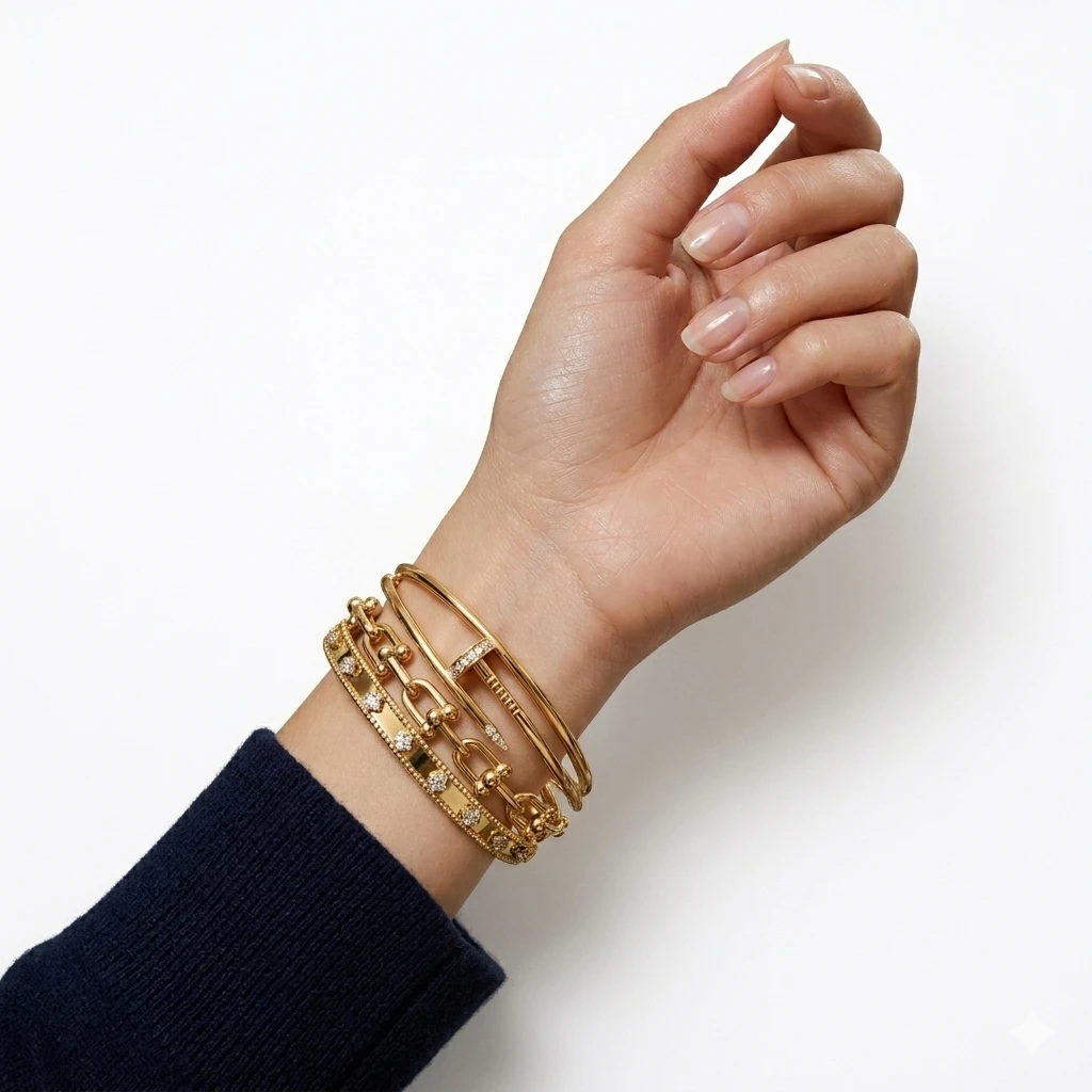 Pulseiras Douradas Femininas Luxo – Conjunto Elegante com Strass e Design Moderno